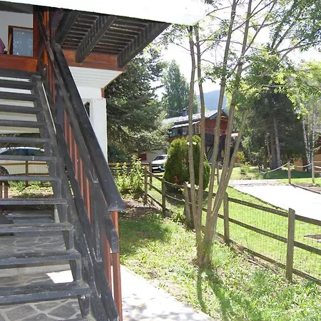 Chalet Les Sorbiers: Pyrenees Retreat With Garden And Access *
