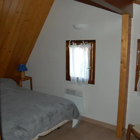 Individuel Les Sorbiers - 80m2 - Jardin - Barbecue - Wifi - Netflix - & Randonnee - Pyrenees Catalanes Francaises - شاليه