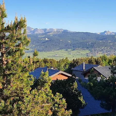 Chalet Les Sorbiers: Pyrenees Retreat With Garden And Access