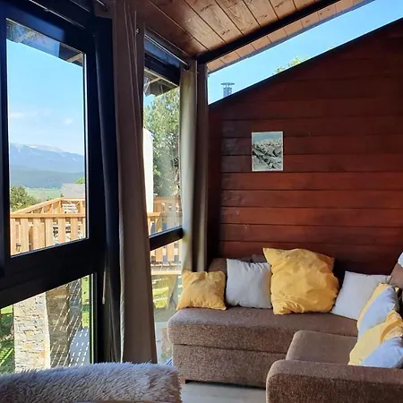 Les Sorbiers: Pyrenees Retreat With Garden And Access *